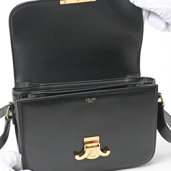 CELINE Classic Triomphe Bag Shoulder - Shiny Calfskin Black - Picture 7 of 10